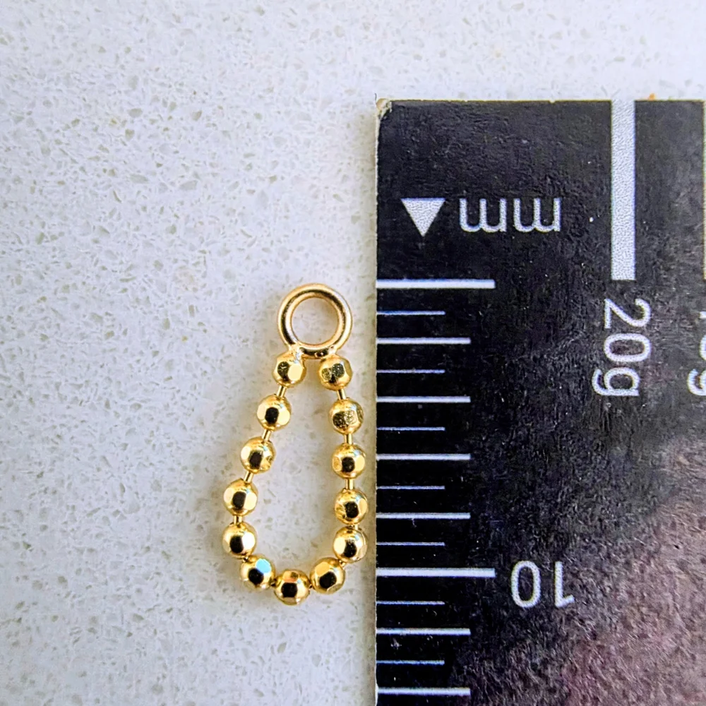 Quetzalli Fancy Drop Faceted Beaded Chain Charm Single Piercing 14k Yellow Gold - Picture 2 of 3